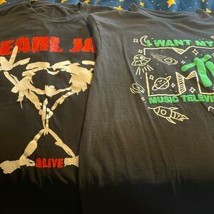 Music tee bundle(4tees)